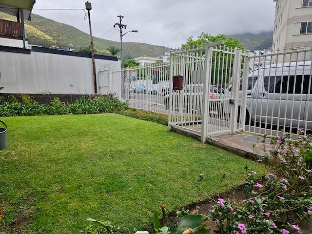 0 Bedroom Property for Sale in Sea Point Western Cape